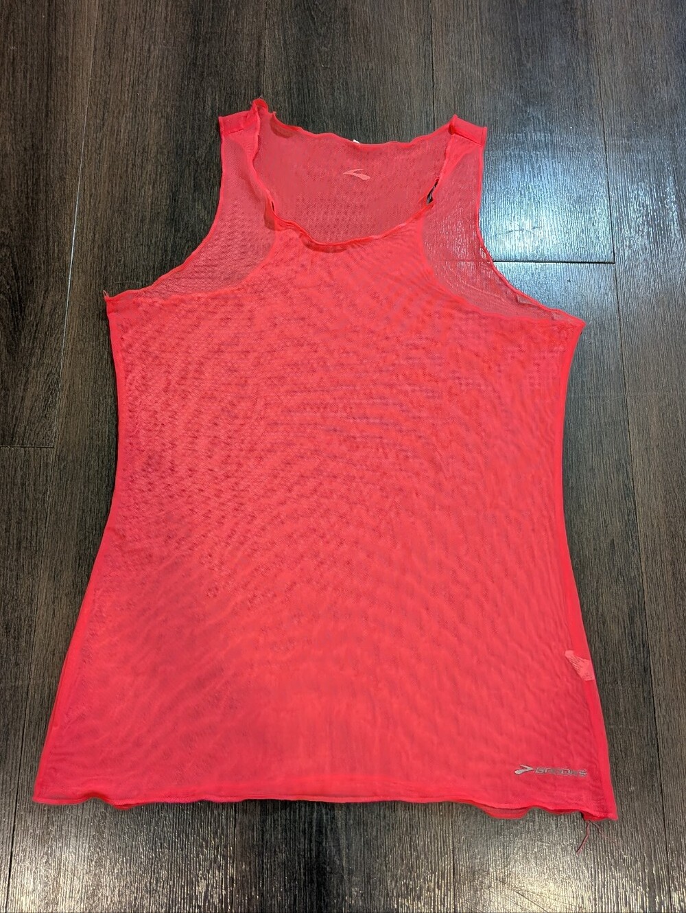 Brooks sz. M hot pink mesh tank top